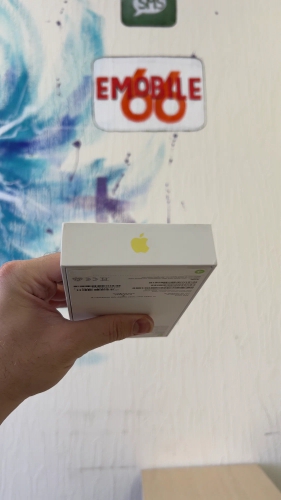 Apple iPhone 15 128Gb Yellow