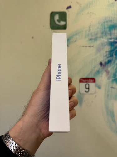 Apple iPhone 16 128Gb Ultramarine