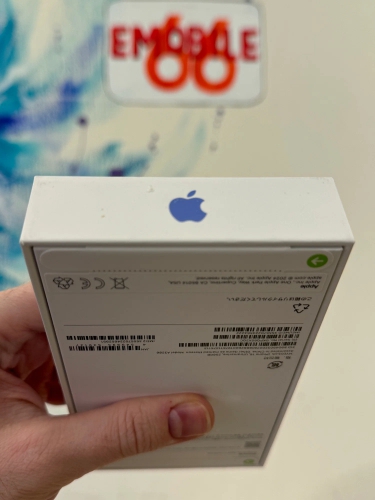 Apple iPhone 16 256Gb Ultramarine