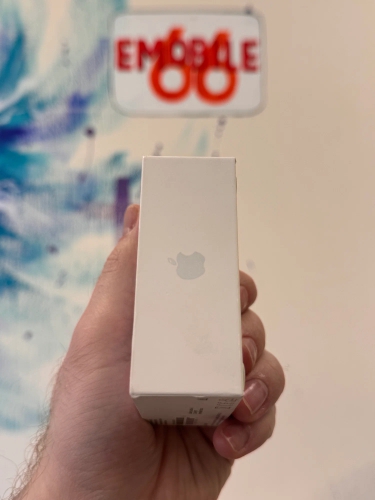 Беспроводные наушники Apple AirPods 4 с активным шумоподавлением (ANC) MXP93 2024г.