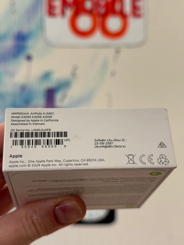 Беспроводные наушники Apple AirPods 4 с активным шумоподавлением (ANC) MXP93 2024г.