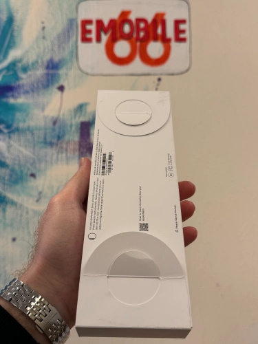 Часы Apple Watch SE 2024, 40 мм, корпус из алюминия серебристого цвета, спортивный ремешок джинсового цвета, размер S/M (MXEC3)