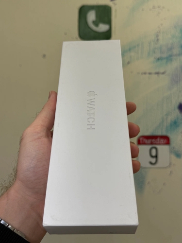 Часы Apple Watch Series 10, 46 мм, корпус из алюминия цвета «розовое золото», спортивный ремешок цвета «светлый румянец», размер M/L (MWWU3)