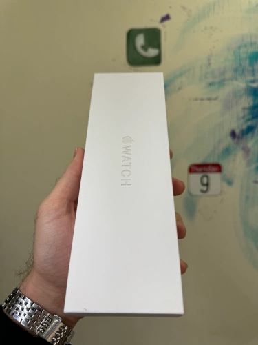 Часы Apple Watch Series 10, 46 мм, корпус из алюминия цвета «чёрный оникс», спортивный ремешок чёрного цвета, размер S/M (MWWP3)