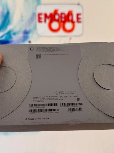 Часы Apple Watch Ultra 2 2024 Cellular, 49 мм, корпус из титана чёрного цвета, браслет Alpine Loop тёмно-зеленого цвета, размер S (MX4Q3)