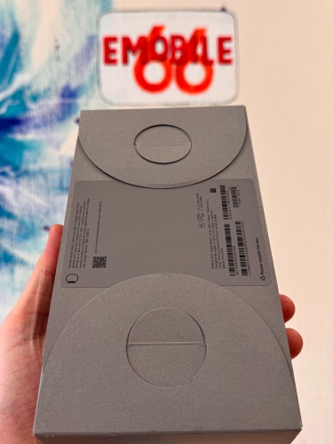 Часы Apple Watch Ultra 2 2024 Cellular, 49 мм, корпус из титана чёрного цвета, миланский браслет чёрного цвета, размер L (MX5V3)